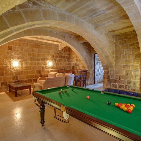 Il-Veduta Holiday Farmhouse With Sunny Private Pool In Island Of Gozo Gharb  Exterior photo