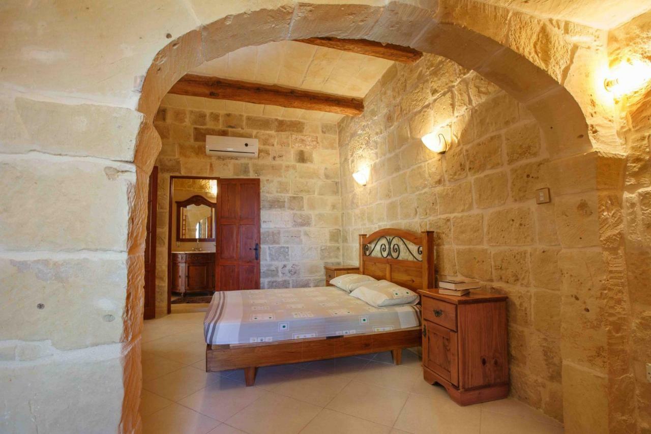 Il-Veduta Holiday Farmhouse With Sunny Private Pool In Island Of Gozo Gharb  Exterior photo