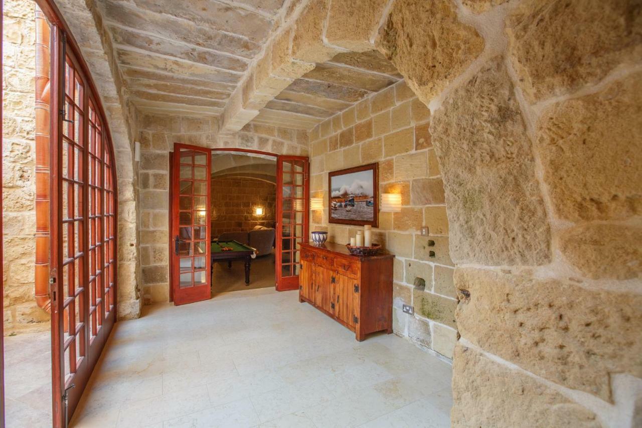 Il-Veduta Holiday Farmhouse With Sunny Private Pool In Island Of Gozo Gharb  Exterior photo