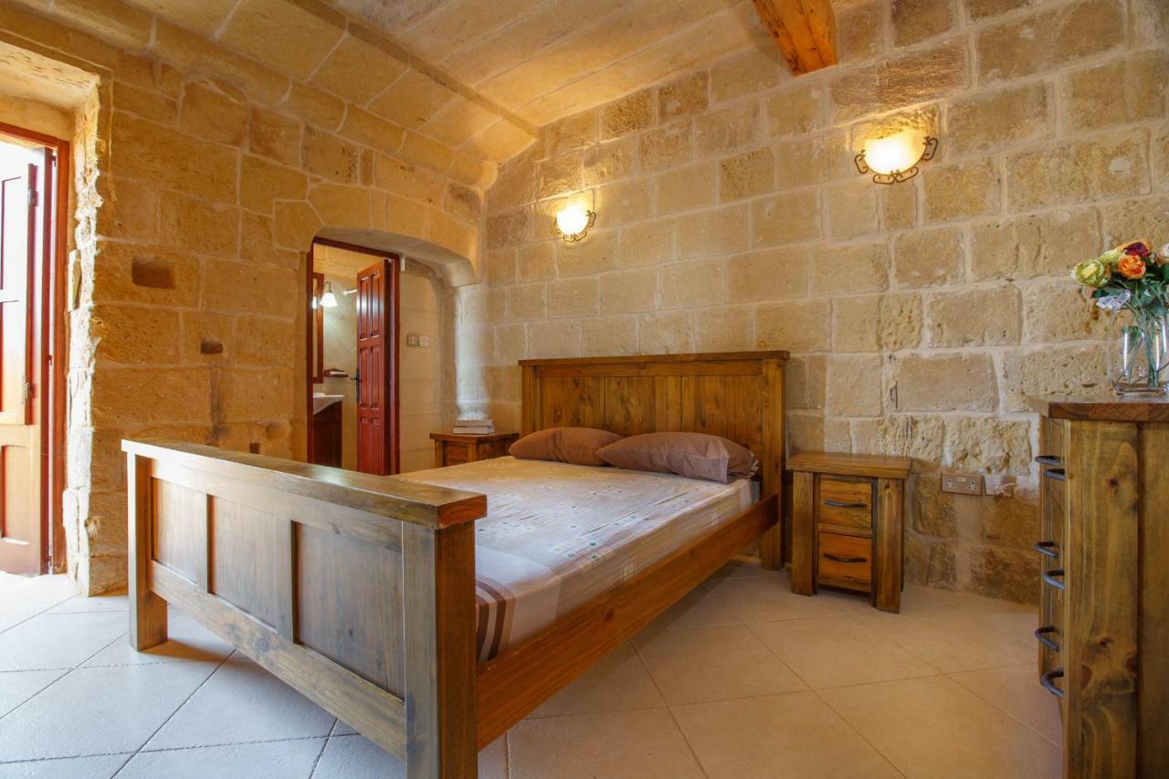 Il-Veduta Holiday Farmhouse With Sunny Private Pool In Island Of Gozo Gharb  Exterior photo
