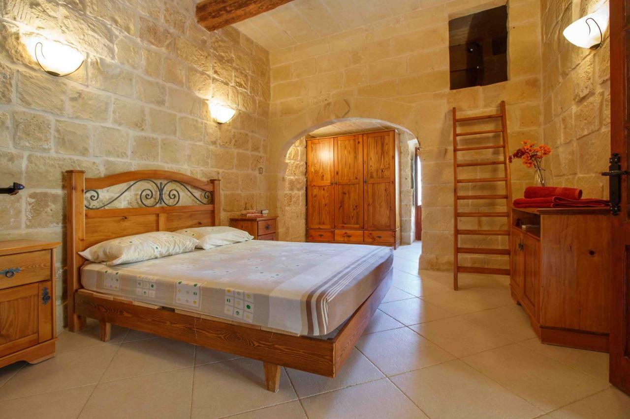 Il-Veduta Holiday Farmhouse With Sunny Private Pool In Island Of Gozo Gharb  Exterior photo